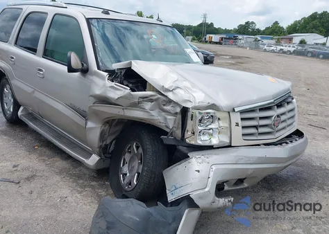 2005 Cadillac Escalade Standard z USA, uszkodzony, nr VIN 1GYEK63N65R149987